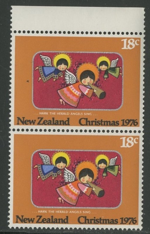 NEW ZEALAND - SC #610 - MINT NH PAIR - 1976 - Item NZ189