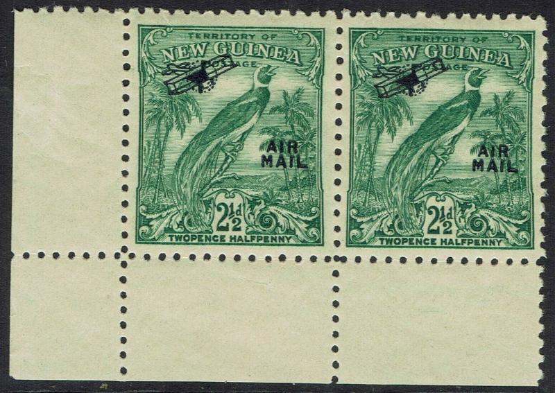 NEW GUINEA 1932 UNDATED BIRD AIRMAIL 21/2D MNH ** PAIR 