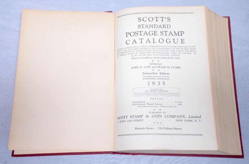 1935 WORLDWIDE SCOTT Standard Postage Stamp CATALOGUE Hardcover 1000+ Pages