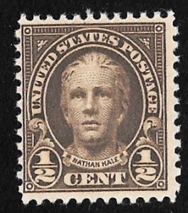 653 1/2 cent Nathan Hale Stamp mint OG NH AVG