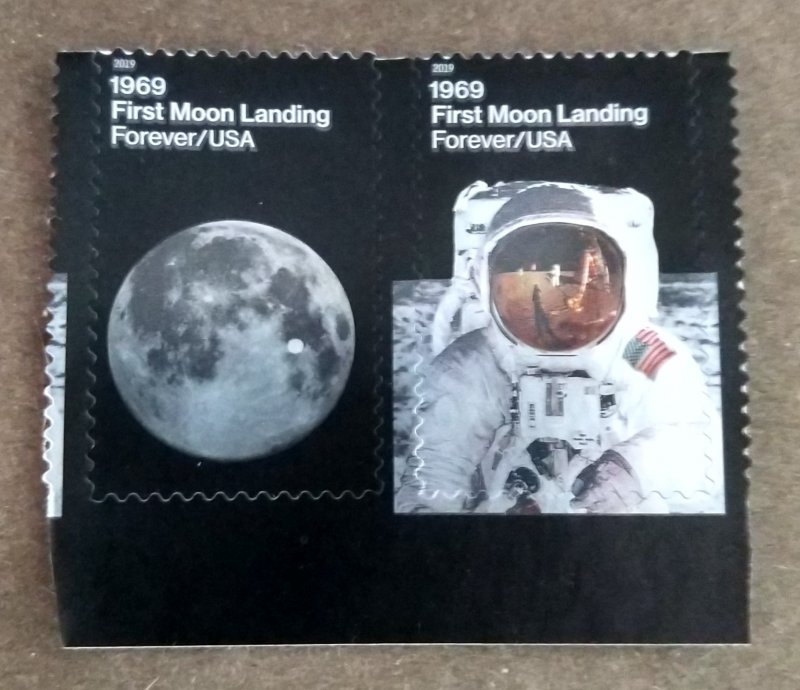 United States #5400a (55c) First Moon Landing MNH se-tenet pair (2019)