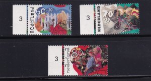 Netherlands  #B659-B661   cancelled  1991  child welfare. children playing