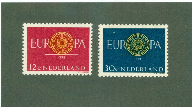 NETHERLANDS 385-6 MNH BIN $2.00