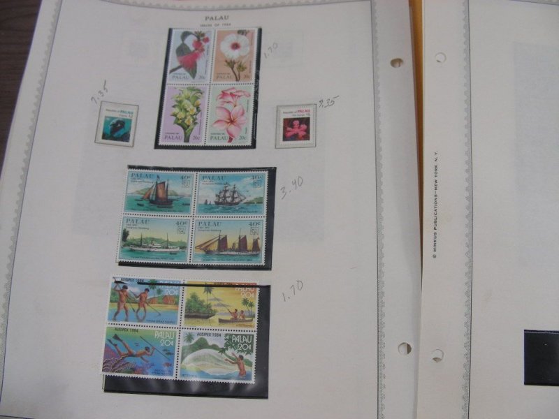 US, accumulation of Stamps & others hinged/mounted on remainder pages, others