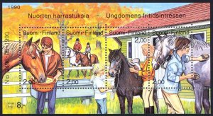 Finland Sc# 826 MNH Souvenir Sheet 1990 Horse Care