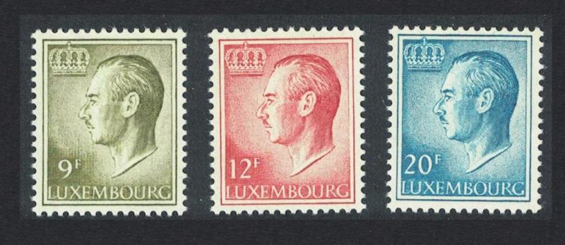 Luxembourg Grand Duke 9f+12F+20F SG#766+767+767d