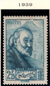 FRANCE Scott 370 MH* 1939 Paul Cezanne self portrait stamp