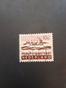 *Netherlands #403                  Used