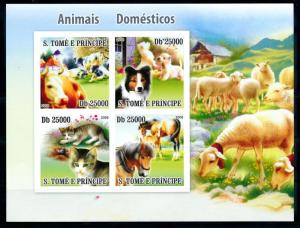 [96770] Sao Tome & Principe 2008 Domestic Animals Dog Cat Cow Imperf. Sheet MNH