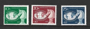 NETHERLANDS ANTILLES - 1962 CHESS SEMI-POSTAL - SCOTT B55 TO B57 - MNH