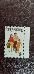 US Scott # 1455; 8c Family Planning; from 1972; MNH, og, F/VF centering