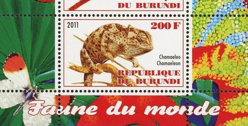 Chameleon Stamp Chamaleo Pumilus Wild Animal Souvenir Sheet of 2 MNH