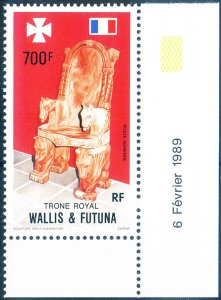 1989 Royal Throne.