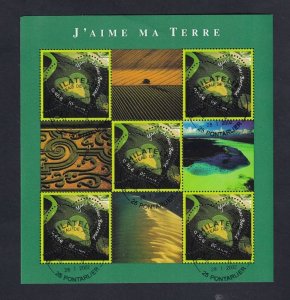 France #2867a cancelled 2002 sheet Heart of Voh