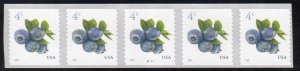 US 2022 5653 Blueberries Coil PNC5 MNH