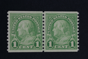 United States #597 Coil Line Pair MNH