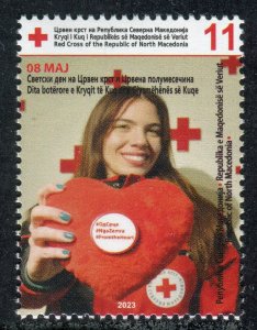 428 - NORTH MACEDONIA - Red Cross - MNH Surcharge stamp