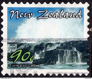 NEW ZEALAND 2002 QEII 90c Multicoloured, Scenery-Curio Bay Catlins SG2517 FU