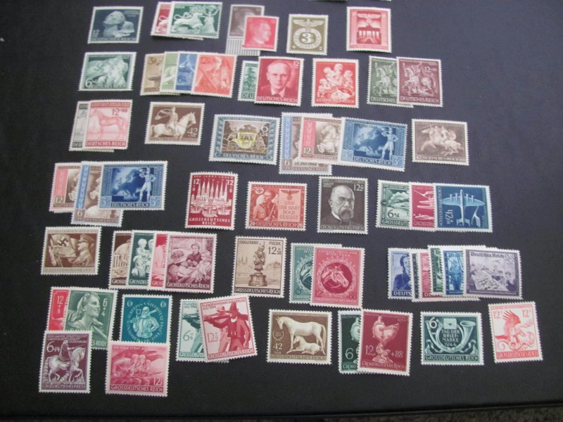 GERMANY 1940'S MNH 40 SETS   (113)