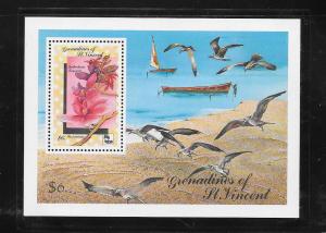 FLOWER & BIRDS - ST VINCENT GRENADINES #723 MNH