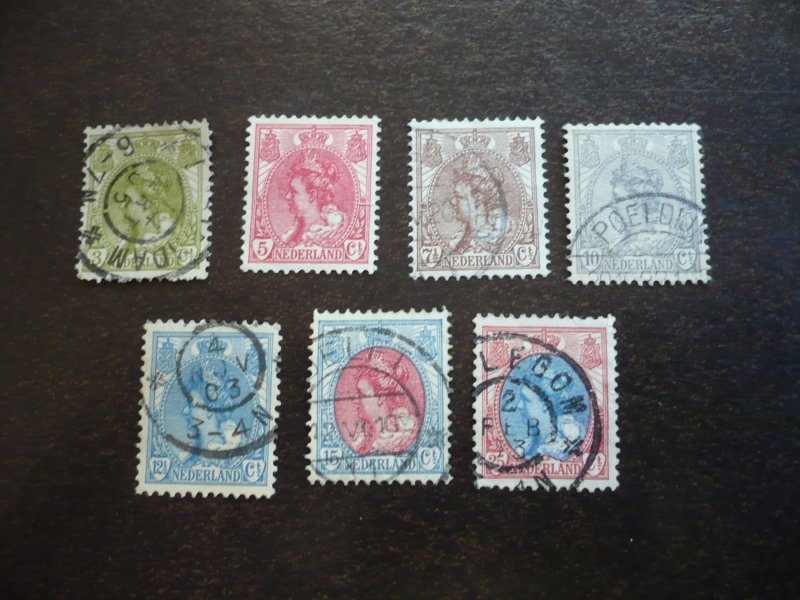 Stamps - Netherlands - Scott# 62,65-68,70,77 - Used Part Set of 7 Stamps