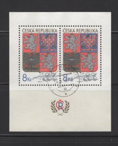 Czech Republic #2887 (1993 State Arms sheet) VF used CV $2.60