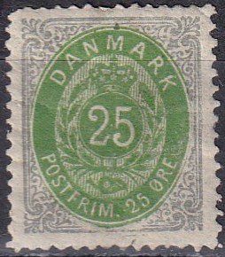 Denmark #32 Unused  CV $65.00 (Z6374)