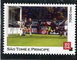 Sao Tome & Principe 2004 FOOTBALL AC MILAN 1 stamp Perforated Mint (NH)