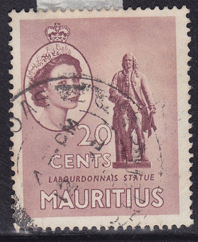 Mauritius 257  Labourdonnais Statue 1953