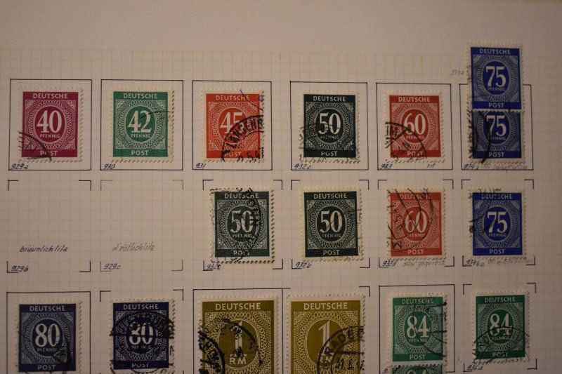 GERMANY 530-56 USED COLLECTION OF TYPES MICHEL 911-37 ABOUT 500 EURO CAT VALUE