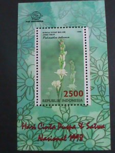 INDONESIA-1998 SC#1813 FLORA AND FAUNA-POLIANTHES TUBEROSA FLOWER MNH S/S VF