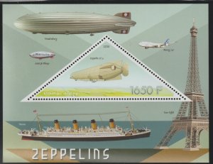 ZEPPELINS   perf deluxe sheet with TRIANGULAR VALUE mnh
