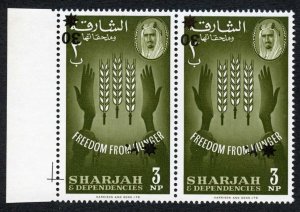 Sharjah 1963 SG40var 30np on 3np in pair OVPT INVERTED UM