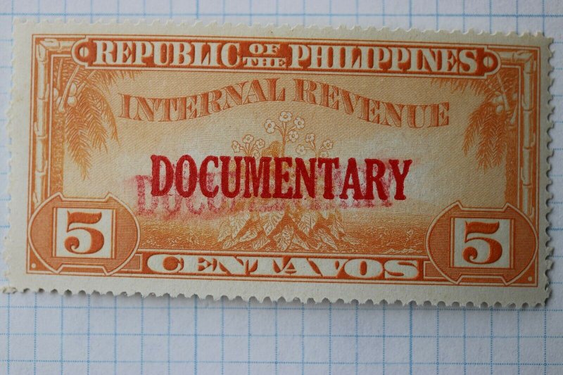 Philippines W-1327d EFO double strike error overprint Documentary Revenue DL