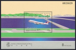 Macao 803 sheet. MNH. Mi 831 Bl.32. Macao International Airport 1995. Airplane.