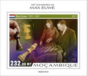 Mozambique - 2021 Chess Champ Max Euwe - Stamp Souvenir Sheet - MOZ210121b1