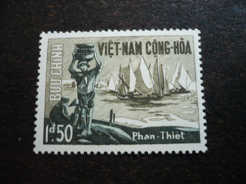 Stamps - Viet-Nam - Scott# 249 - Mint Hinged Part Set of 1 Stamp