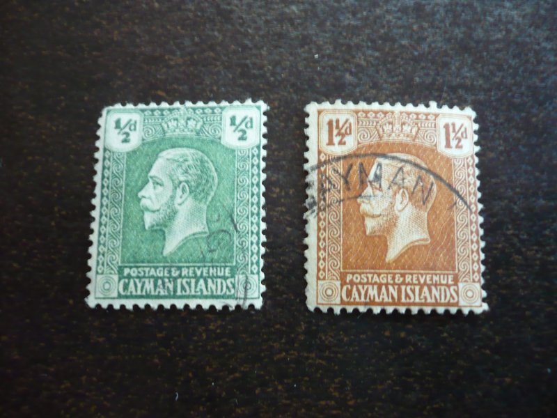 Stamps - Cayman Islands - Scott# 51,53 - Used Part Set of 2 Stamps