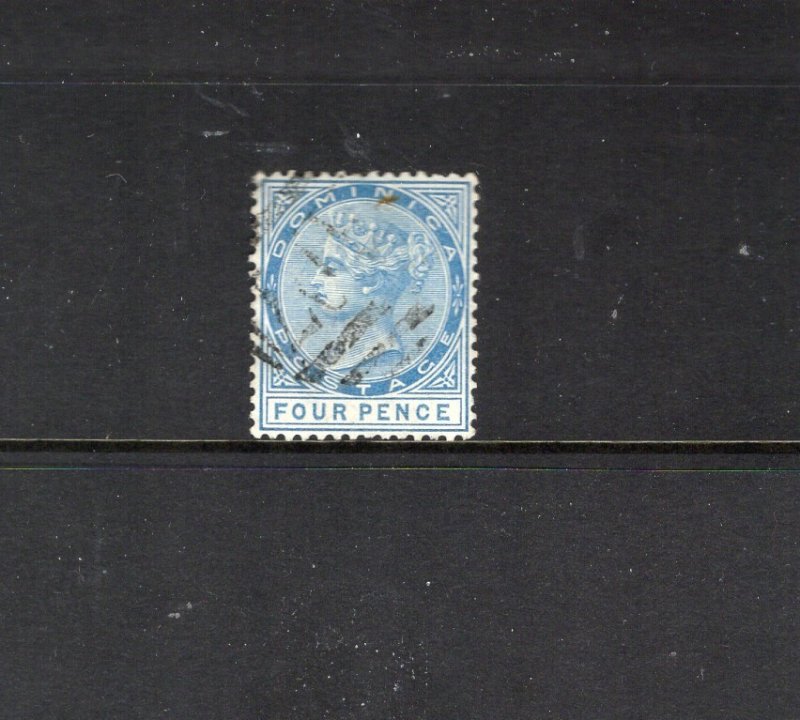 DOMINICA #7 1877 4p QUEEN VICTORIA USED F-FV