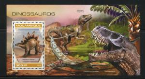 MOZAMBIQUE 2018 DINOSAURS  SOUVENIR  SHEET MINT NH