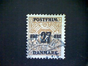 Denmark (Danmark), Scott #142, Surcharged Stamp, 1918, used (o), 27ø on 68ø
