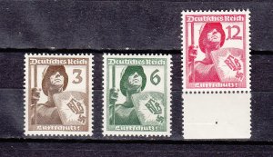 J43894 JLStamps 1937 germany.set mnh #481-3 shield bearer