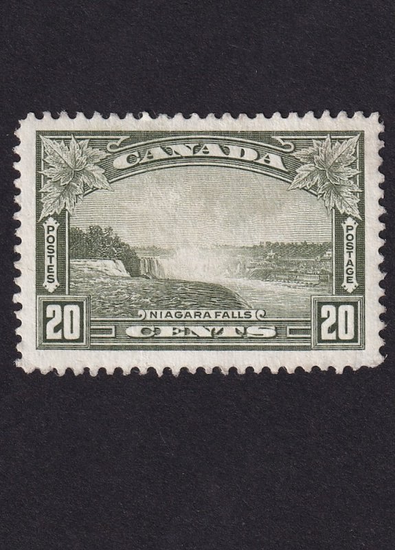 Canada, Scott 225, MNH, F-VF, short perf bottom right