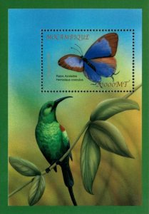 Mozambique 2000 - Butterfly and Bird - Souvenir Sheet - Scott 1375 - MNH