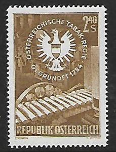 AUSTRIA, 638, MNH, CIGARETTE MACHINE AND TRADEMARK OF TOBACCO MONOPOLY