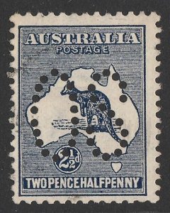 AUSTRALIA 1913 Kangaroo 2½d perf large OS. ACSC 9Aba cat $300. Scarce genuine