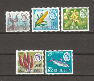 RHODESIA 1967/68 SG 408/12 MNH Cat £36