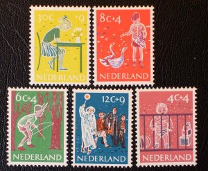 Netherlands Scott #B336-340 MNH
