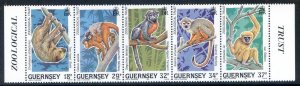 Guernsey 1989 Zoological Trust set SG469/473 Unmounted mint 