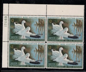 USA #RW37 Extra Fine Never Hinged Plate #171169 Upper Left Block